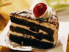 黑森林鲜奶切块蛋糕-BREAD'N福来天蛋糕·咖啡(统一路店)