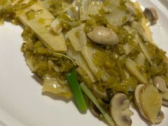 -魏铭鱼头捞饭(晋阳路店)