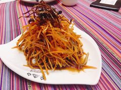-香巴拉云南餐厅(华莱坞店)