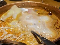 -洱火云南酸菜牛肉火锅(石景山当代商城店)