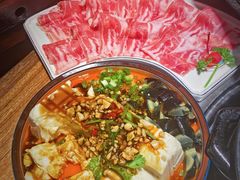 -大匠工房古船木艺术餐厅·猪肚鸡专门店(长白仙岛店)