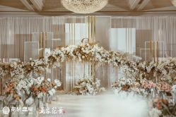 -花轿喜屋婚礼策划