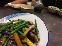 豆角炒杭茄-本味焖罐源(天泽街店)
