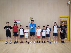 -莱茵体育生活馆