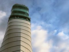 -维也纳国际机场