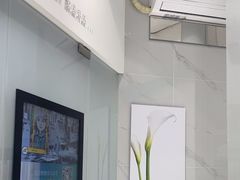 -福奈特洗衣洗鞋(宝华广场店)
