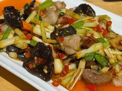 -兔行天下-鸿鹤鲜锅兔(中海国际店)