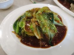 -河畔春天时尚餐厅