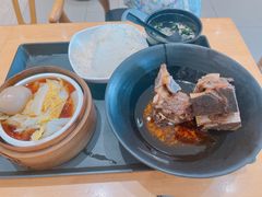 -三千粉牛肉米粉(来客茂店)