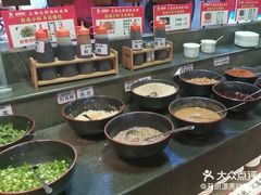 -杨肥肠火锅大排档(火车站花园店)