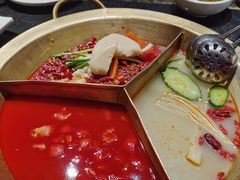 -周师兄大刀腰片火锅(洪崖洞旗舰店)