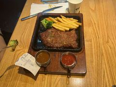 -菲滋意式餐厅(银泰百货金华江南店)