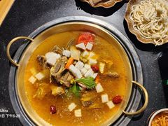 -顶顶汤火牛排火锅·经典铜锅涮肉