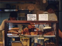 面包甜点陈列柜-Egg•Allday Brunch(襄阳北路店)