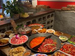 -萍姐火锅·公路夜市(武汉首店)