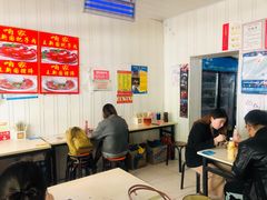 大堂-咱家王新国把子肉(县东巷店)