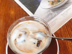 iced&nbsp;Espresson&nbsp;latte-ROAST coffee & eatery