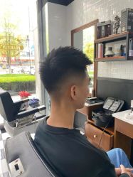 -MARTIN'S BARBER SHOP男士理发馆