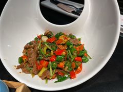 小炒黄牛肉-老头儿油爆虾·1987杭州烟火味(湖滨银泰in77D区店)