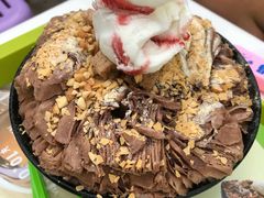 里冰冰-MOMO冰品·生巧汤圆(红桥店)