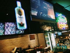 -JINNS锦时 steak&pizza(浸信会礼拜堂旧址店)