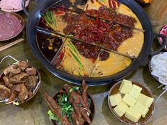 -正南齊北重庆老火锅(光华村直营店)
