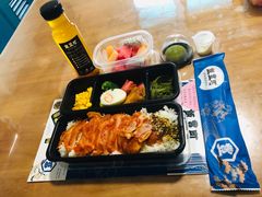 照烧鸡腿扒弁当-饭丰町和风精致便当(长阳路店)