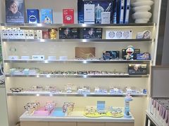 -视野联行眼镜·蔡司·尼康·豪雅·依视路(青浦宝龙店)
