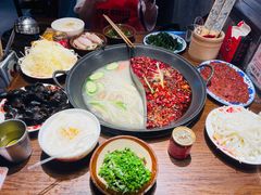 -萍姐火锅·公路夜市(武汉首店)