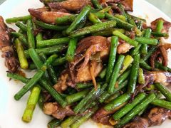 蒜苔八爪鱼-东海酒店