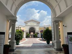 -佛罗伦萨小镇广佛名品奥特莱斯(疏港路店)