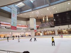 -冰纷万象滑冰场(深圳万象城店)