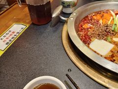 -沸炉重庆老火锅(军事博物馆店)