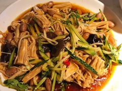 什锦时蔬-日丰园海肠水饺·老字号大连海鲜(和平广场店)