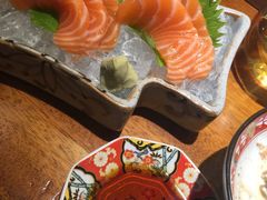 -肉魁屋·烧肉·烧鸟·酒场(高新店)