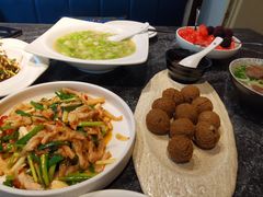 -泉味道贵州厨房(三里河店)