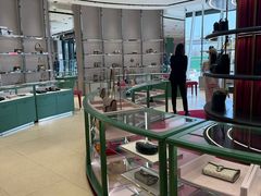 -Gucci(首创奥特莱斯店)