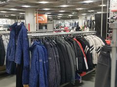 -上品折扣(回龙观店)