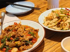 -云之南(八里庄店)