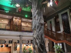 -忆江南·临江鱼馆