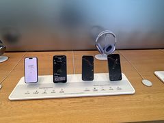 -Apple零售店(华贸购物中心店)
