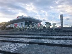 -亚龙湾中心广场
