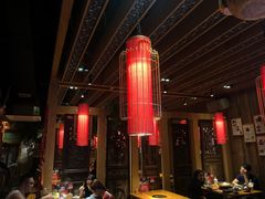 大堂-野山舂·贵州现舂酸汤火锅(鸿通城店)