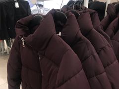 -H&M(鹏欣水游城店)