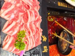 -老牌坊云南鱼豆花火锅(爱建店)