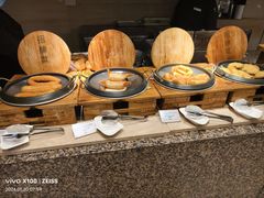 -天津京基皇冠假日酒店