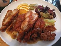 -春树下·树屋花房西餐厅(罍街AS1980店)