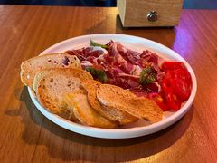 -THE CUT Rooftop顶楼牛排餐吧(环贸iapm店)