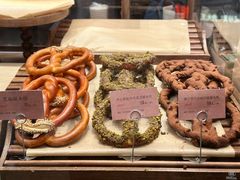 -RUXU入续糖水铺与包(卓悦中心店)