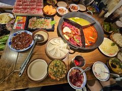 -巴卤社老火锅(财富店)